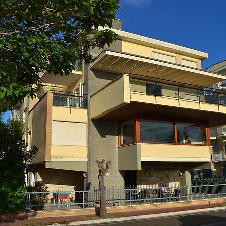Albergo Quaglia Roseto Degli Abruzzi Exterior photo