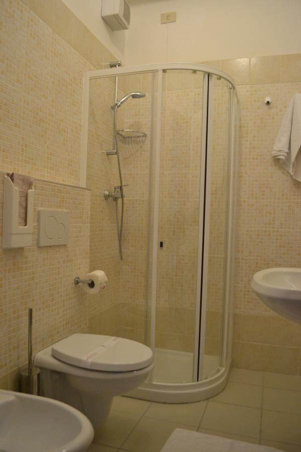 Albergo Quaglia Roseto Degli Abruzzi Exterior photo